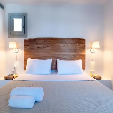 Paros Comfy Suites-2