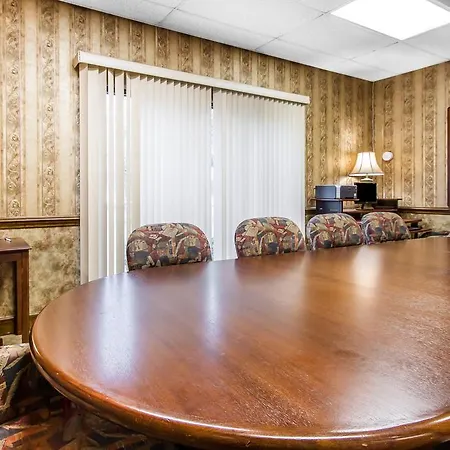 Executive Inn And Suites-2