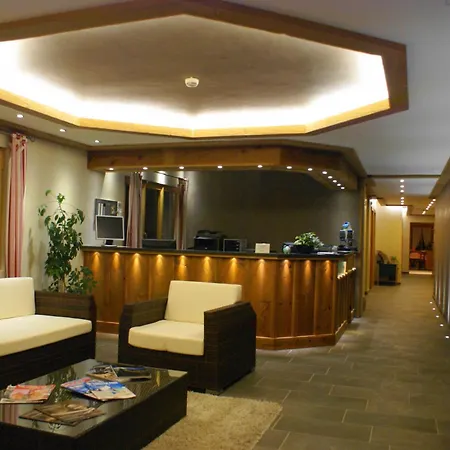 Hotel Alphorn-2