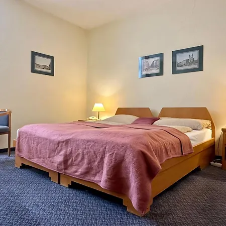 Very Central Apartments, 5 Min To City Center, No Reception-3