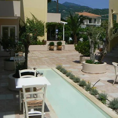 Happyland Hotel Apartments-2