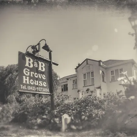 Grove House-2