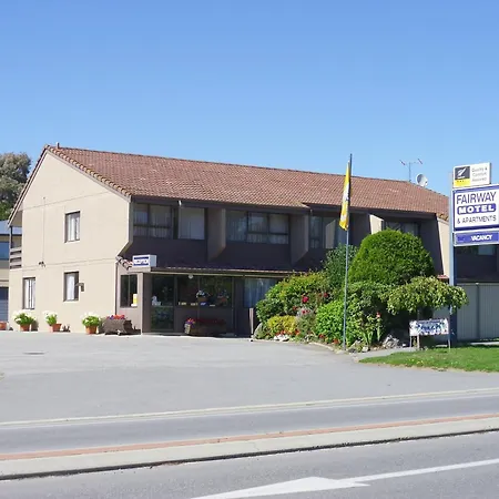 Fairway Motel & Apartments-2