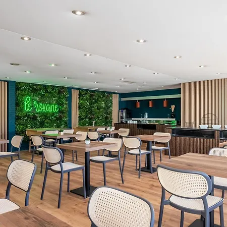 Hotel Le Roxane-3
