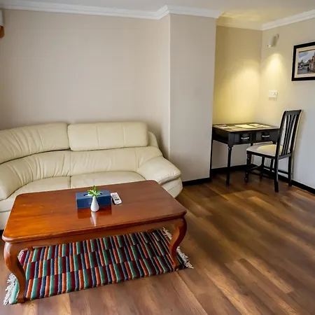 Hotel Sarowar-3