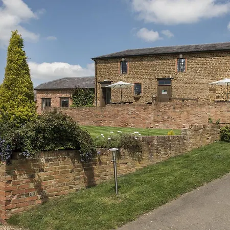 The Granary At Fawsley-2