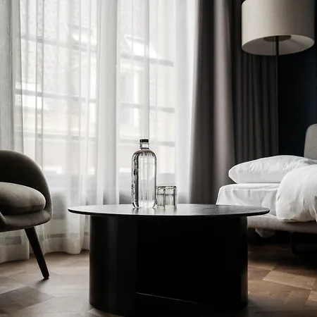 The Nox Hotel-3
