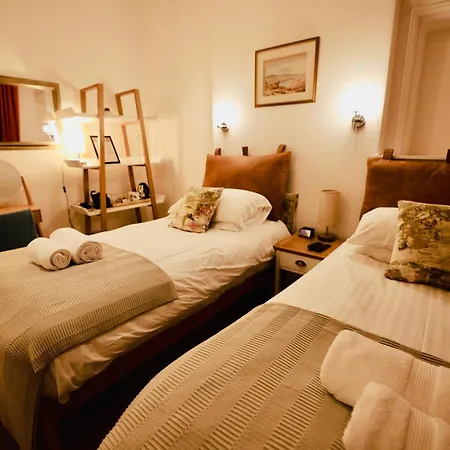 Doune Guest House-2