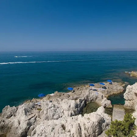Isola Di Eea-3