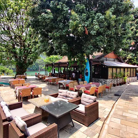 Lake View Resort-2