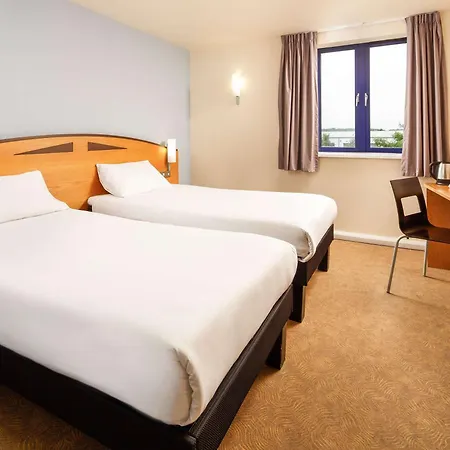 Ibis Preston North-3