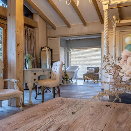 Petite Provence B&B-3