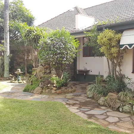 Bleu Bird Guesthouse-3