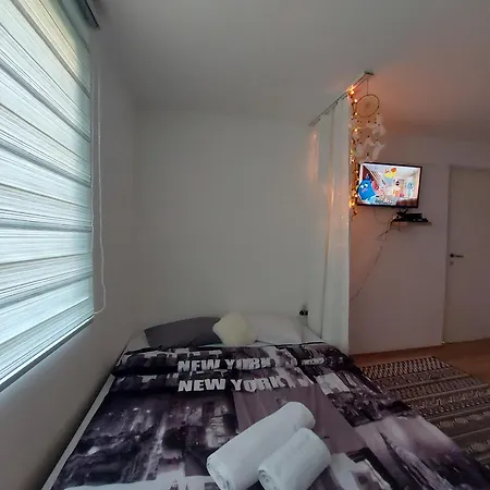 Pandora'S Place-2