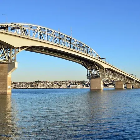 Vr Takapuna-3
