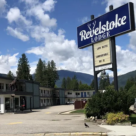 Revelstoke Lodge-2