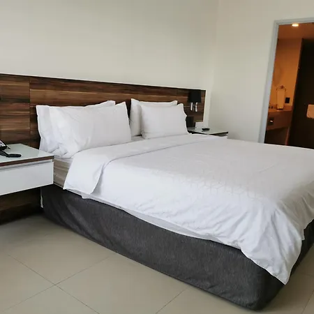 Holiday Inn Express Puerto Vallarta By Ihg-2