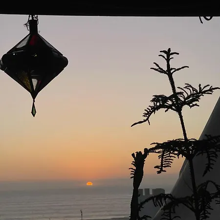 Surf & Salsa Guest House-3