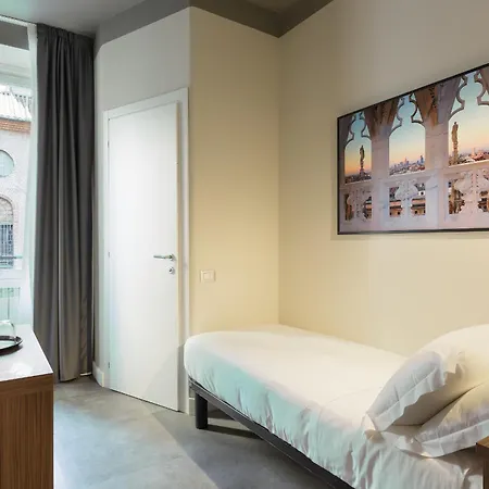 Hotel 22 Marzo-3