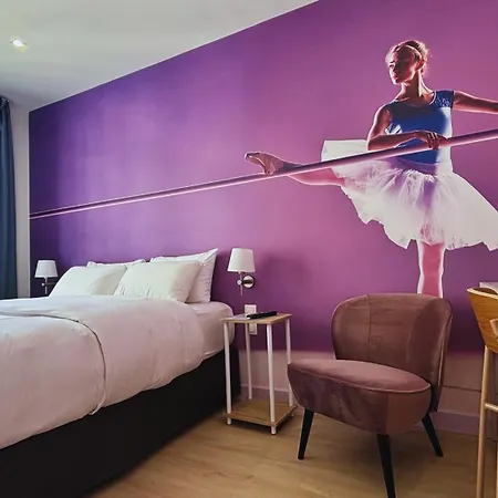 Glam'S Hotel-2