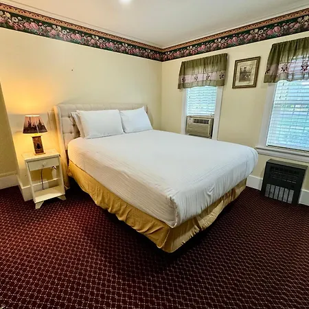 Merrill Farm Inn-3
