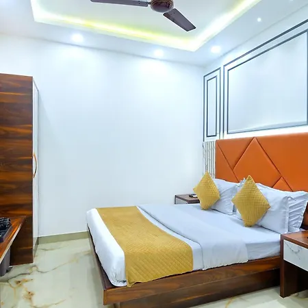 Hotel Nav Durga "2 Walking From New Delhi Railway Station"-2