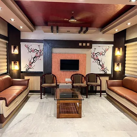 Hotel Lee Garden Near to Blue Flag Beach 500 Mtrs-2