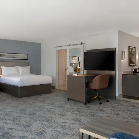 Hampton Inn By Hilton Winnipeg Downtown-2