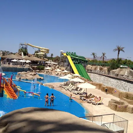 Reef Oasis Beach Aqua Park Resort-3