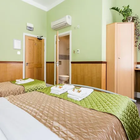 Gower Hotel-3