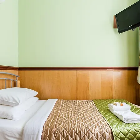 Gower Hotel-2