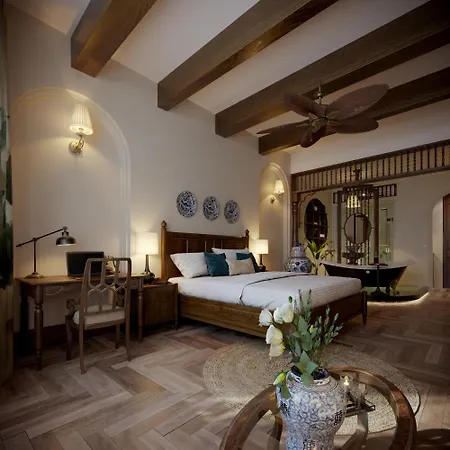 La Belle Maison-2