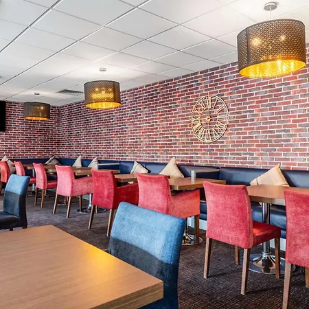Park Inn By Radisson Peterborough-2
