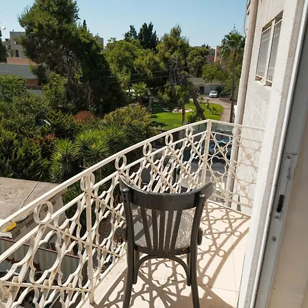 Dali House-2