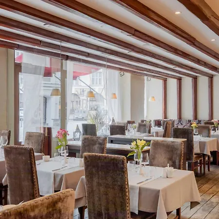 Rixwell Collection Savoy Boutique Hotel-2