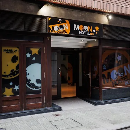 Moon Hostel Bio-2