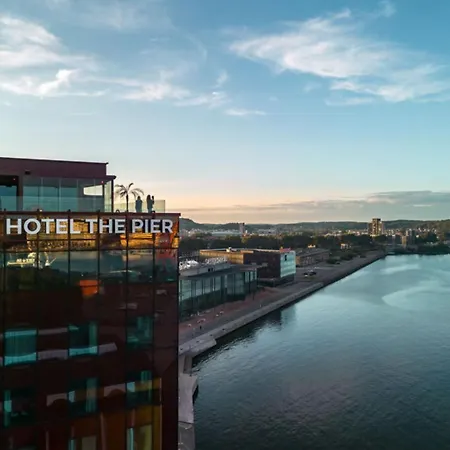 Clarion Hotel The Pier-3