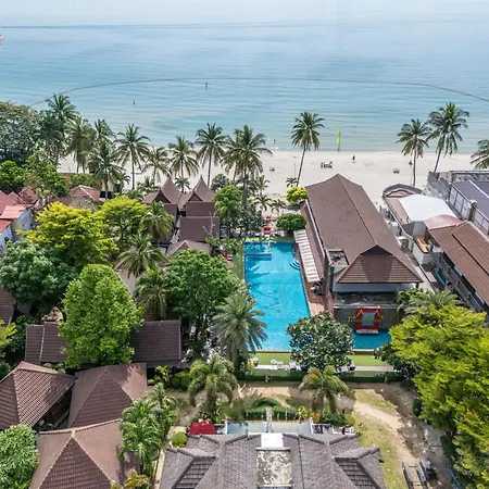 Tommy Resort-3