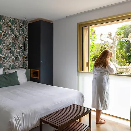 Hotel 96-3