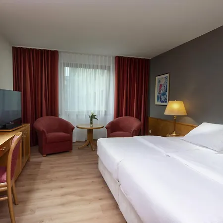 Maritim Hotel Magdeburg-3