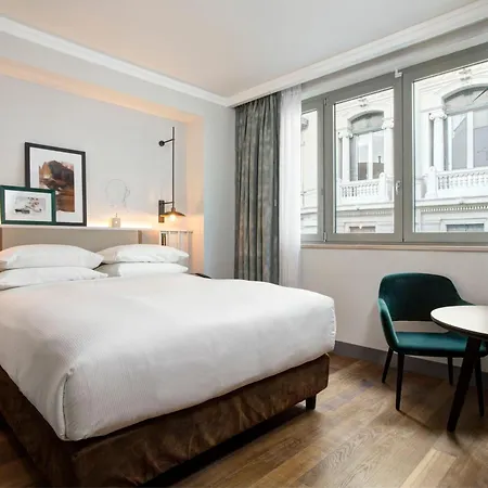 Doubletree By Hilton Rome Monti-3
