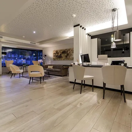 Ambassador Boutique Hotel-2