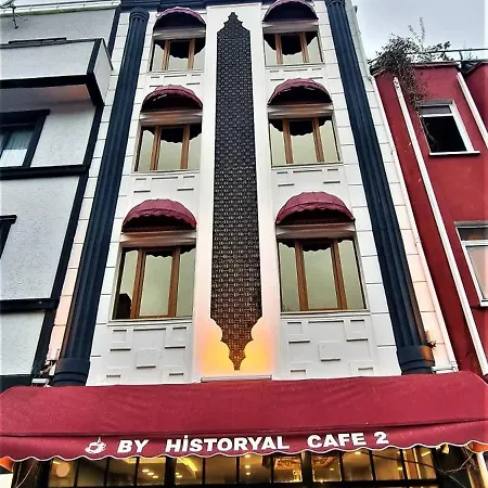 By Historial Hotel Due-2