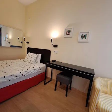 Hostal Arco Iris-3