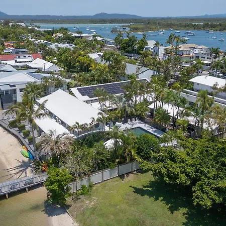 Caribbean Noosa-3