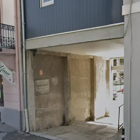 Rooftop Face à la Cité 'RFC'-3