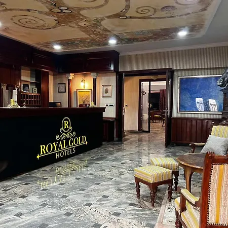 Royal Gold-3