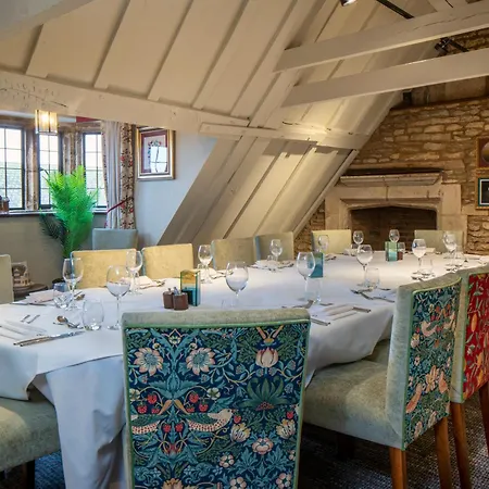 The Bell Inn, Stilton, Cambridgeshire - The Coaching Inn Group-3