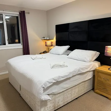 The County Hotel-2