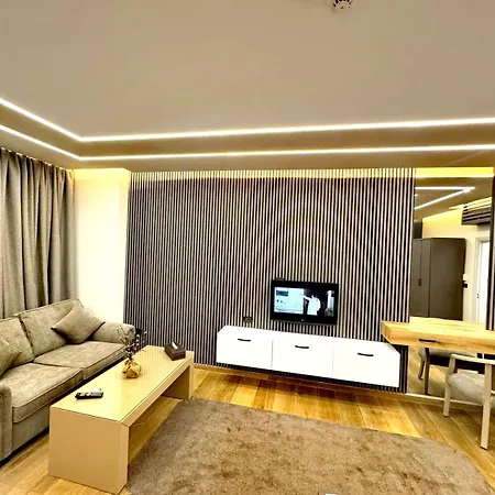 Queens Suite Hotel-3